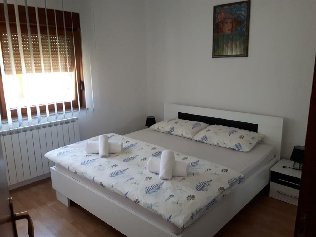 Apartman Petra & Tena Slunj Exteriör bild